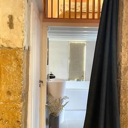 Logement De Charme Avec Balneo *